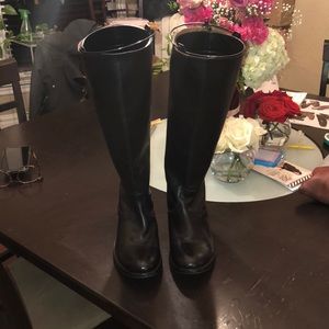 Black leather Frye boots